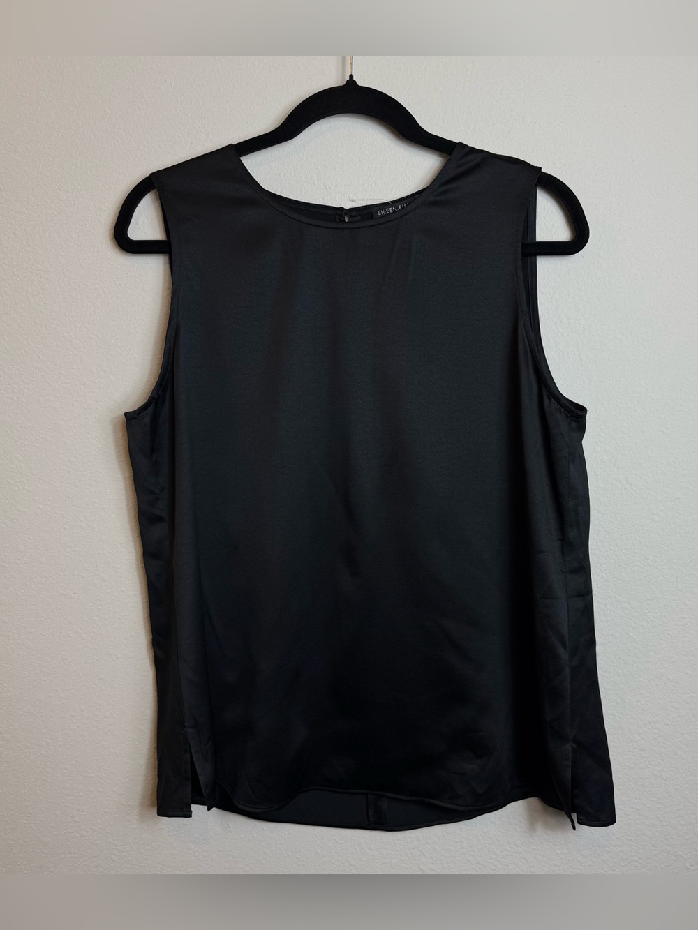 NEW Eileen Fisher Sz Medium Round Neck Recycled Polyester Satin Sleeveless Tank